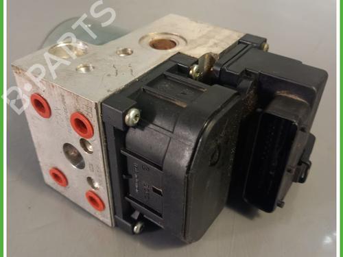 Used ABS pump TOYOTA YARIS (_P1_) 1.3 (SCP12_, SCP13_, SCP12R, SCP13R) (87 hp) 30483196