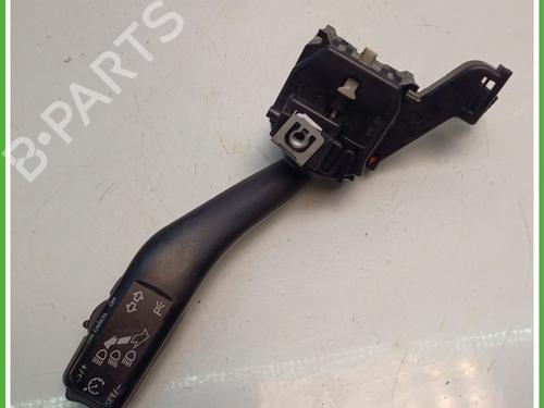 Used Switch VW GOLF VI (5K1) 2.0 TDI (110 hp) 22428011