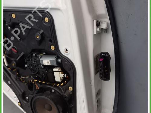 Left rear door VW GOLF VI (5K1) 1.6 BiFuel | BP24735429C4