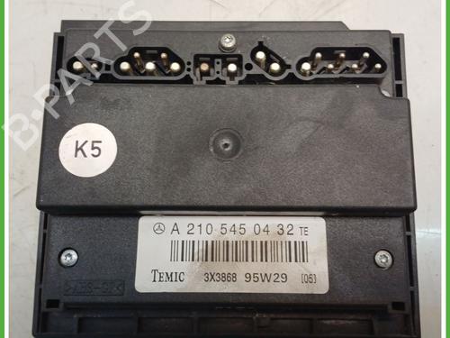 Used Control unit MERCEDES-BENZ E-CLASS (W210) E 200 (210.035) (136 hp) 31013039