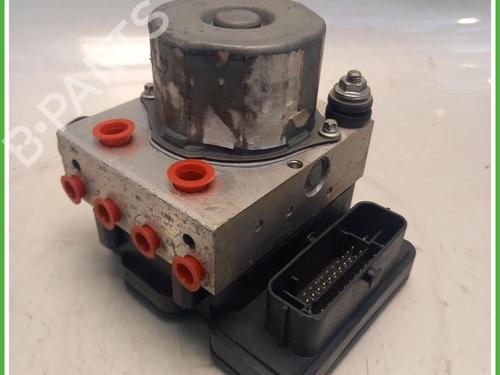 Used ABS pump ABS pump RENAULT KADJAR (HA_, HL_) 1.5 dCi 110 (HLA3) (110 hp) 40073040 40073040