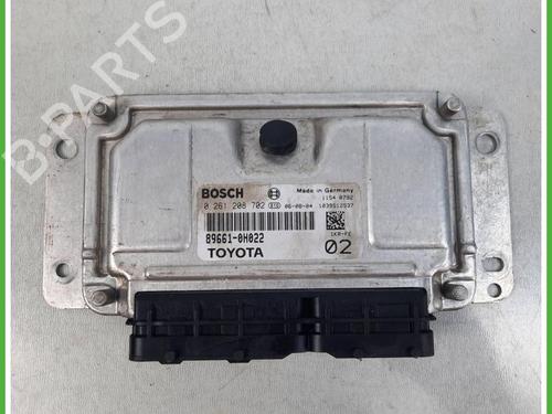 Used Engine control unit (ECU) Engine control unit (ECU) PEUGEOT 107 (PM_, PN_) 1.0 (68 hp) 40131296 40131296