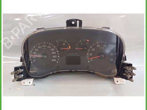 Used Instrument cluster FIAT PANDA (169_) 1.2 (169.AXB11, 169.AXB1A) (60 hp) 19145510