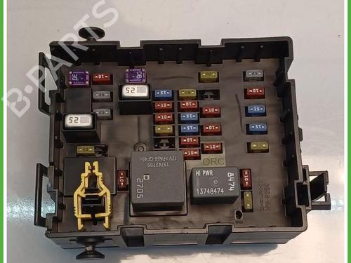 fuse-box-fiat-freemont-345_-2011-40145468 main image