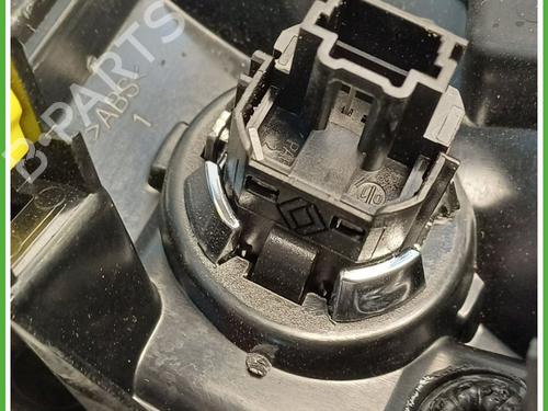 Right front window switch RENAULT CAPTUR II (HF_) E-TECH 160 | BP24332972I26 