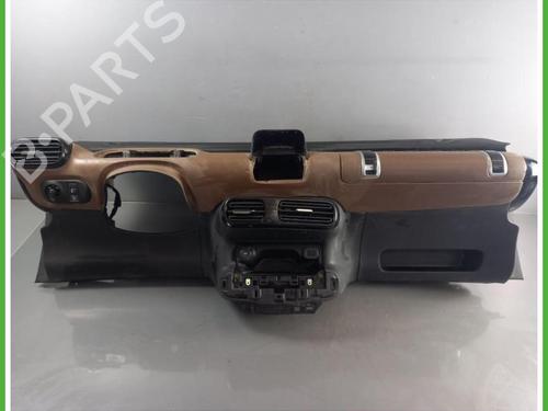 Used Dashboard Dashboard CITROËN C4 CACTUS 1.2 VTi 75 / PureTech 75 (75 hp) 40135620 40135620