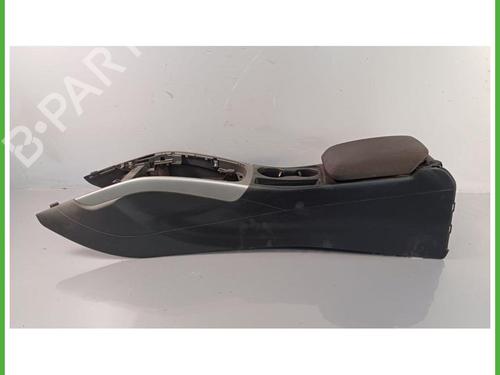 middle-console-audi-a4-b8-avant-8k5-2007-2008-2009-2010-2011-2012-2013-2014-2015-2016-2017-40140032 main image