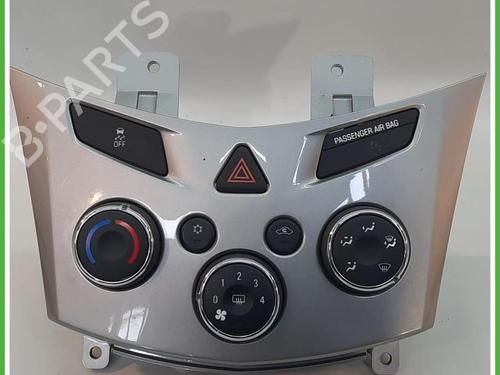 climate-control-chevrolet-trax-2012-40132811 main image
