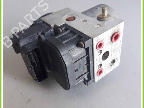 Used ABS pump RENAULT CLIO II (BB_, CB_) 1.5 dCi (B/CB07) (65 hp) 13235247