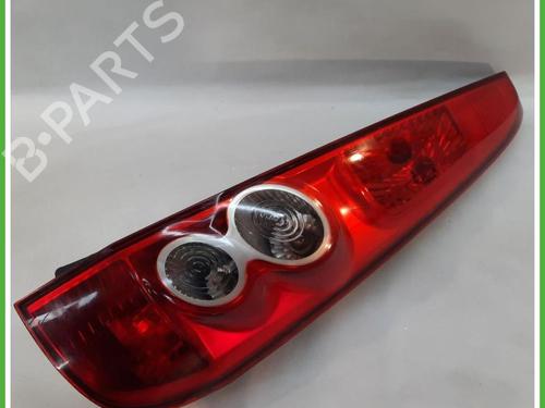 Used Right taillight Right taillight FIAT BRAVA (182_) 1.4 12 V (182.BA) (80 hp) 40133040 40133040