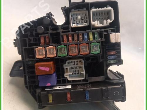 fuse-box-citroen-c4-ii-nc_-2009-40149289 main image