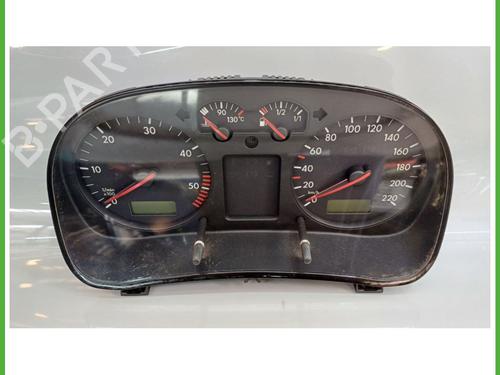 Cockpit VW GOLF IV (1J1) 1.9 TDI (110 hp) 18900559