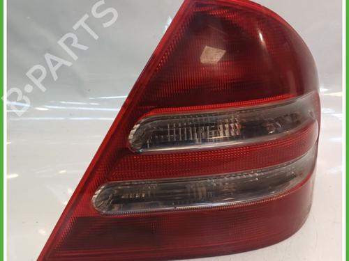 Used Right taillight MERCEDES-BENZ C-CLASS (W203) C 270 CDI (203.016) (170 hp) 25333089
