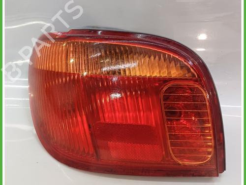 Used Left taillight TOYOTA YARIS (_P1_) 1.0 (SCP10_, SCP10R) (65 hp) 20233605