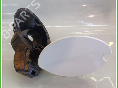 Fuel flap PEUGEOT 2008 I (CU_) 1.5 BlueHDI 100 | BP19790087C131
