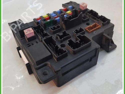 Used Fuse box Fuse box MITSUBISHI LANCER VIII Sportback (CX_A) 1.8 (CX3A) (143 hp) 40135217 40135217