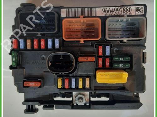 Used Fuse box Fuse box PEUGEOT 206 Hatchback (2A/C) 1.4 HDi eco 70 (68 hp) 40133449 40133449