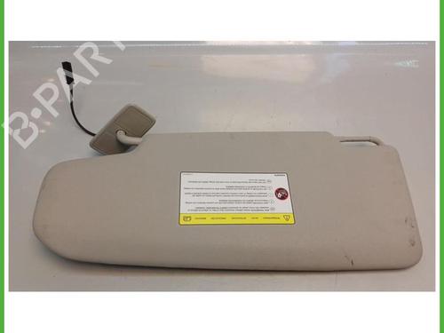 Used Right sun visor Right sun visor VOLVO V40 Hatchback (525) D2 (114 hp) 40143166 40143166