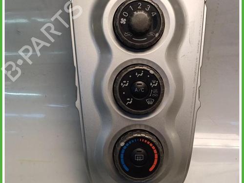 Used Climate control Climate control TOYOTA YARIS (_P9_) 1.0 VVT-i (KSP90_, KSP90R) (69 hp) 40144369 40144369