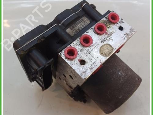 Used ABS pump ABS pump KIA CEE'D SW (ED) 1.6 CRDi 115 (115 hp) 40136758 40136758