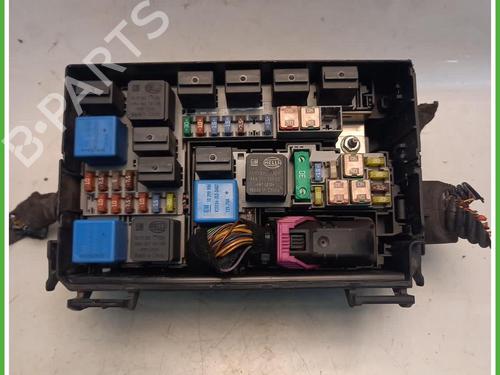 Used Fuse box Fuse box OPEL MERIVA B MPV (S10) 1.3 CDTI (75) (95 hp) 40075627 40075627