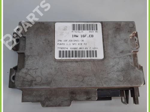 Used Engine control unit (ECU) FIAT PUNTO (176_) 55 1.1 (54 hp) 11368704