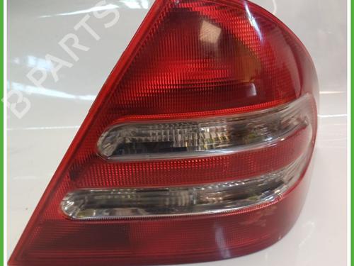 Used Right taillight MERCEDES-BENZ C-CLASS (W203) C 220 CDI (203.006, 203.008) (143 hp) 27820367