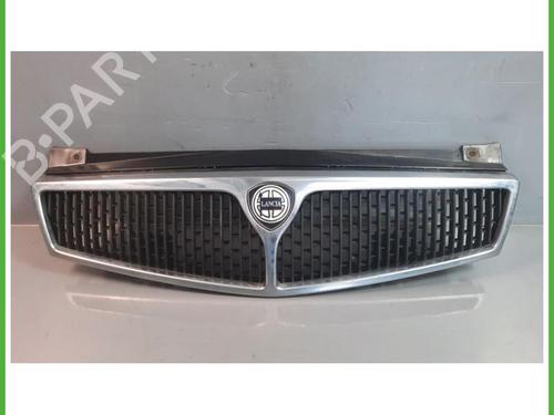 Used Grille Grille LANCIA DELTA II (836_) 1.8 i.e. (836AE) (103 hp) 40130149 40130149