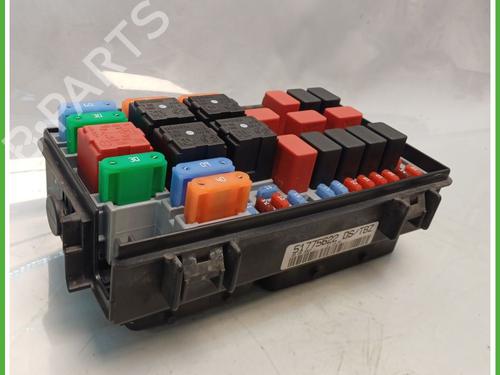 Fuse box FIAT GRANDE PUNTO (199_) 1.3 D Multijet (199.AXD11, 199.AXD1A, 199.AXD1B,... | BP31012999E1