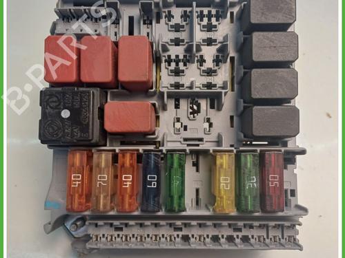 Used Fuse box FIAT PANDA (169_) 1.3 D Multijet (169.AXC1A) (70 hp) 21586733