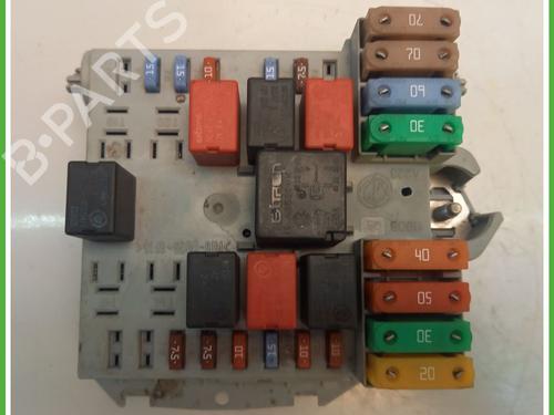 Zekeringkast LANCIA YPSILON (843_) 1.2 (843.AXA1A) (60 hp) 29563866