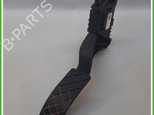Used Pedal VW GOLF VII (5G1, BQ1, BE1, BE2) 1.6 TDI (90 hp) 13744867