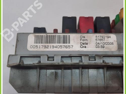 Fuse box LANCIA YPSILON (843_) 1.2 (843.AXA1A) | BP11370572E1 