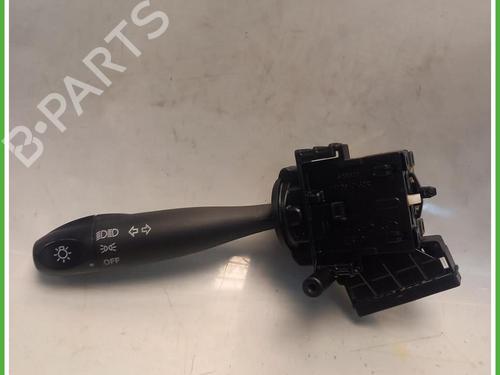 Used Switch Switch HYUNDAI ACCENT III Saloon (MC) 1.5 CRDi GLS (110 hp) 40149238 40149238
