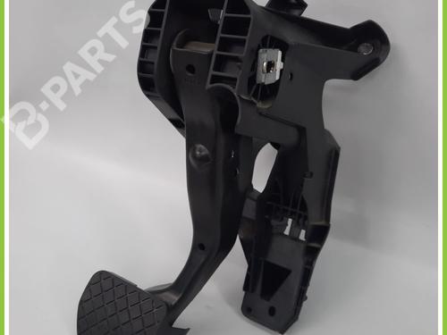 Used Pedal VW GOLF VII (5G1, BQ1, BE1, BE2) 1.6 TDI (110 hp) 12151055