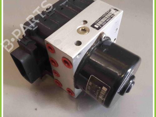 ABS Bremseaggregat PEUGEOT 206 Hatchback (2A/C) 1.4 i (75 hp) 13100893
