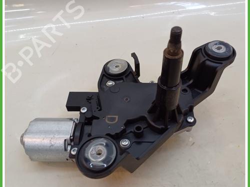 Used Rear wiper motor PEUGEOT 2008 II (UD_, US_, UY_, UJ_, UR_, UC_) 1.2 PureTech 130 (USHNS, URHNS) (130 hp) 16204361