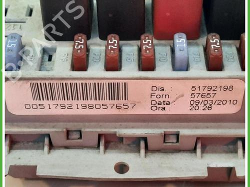 Fuse box RENAULT TWINGO II (CN0_) 1.2 Turbo (CN0C, CN0F) | BP40133240E1 - Image 3