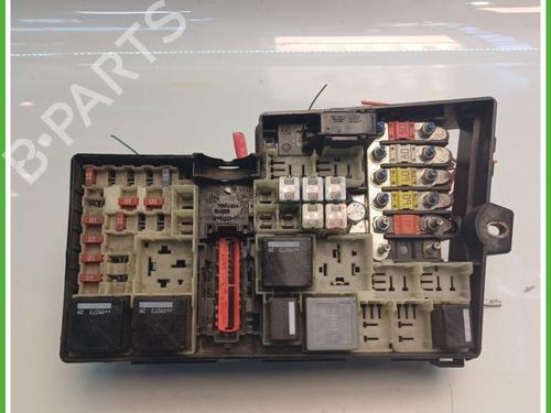 Used Fuse box FORD FOCUS II Turnier (DA_, FFS, DS) 2.0 LPG (145 hp) 21586728