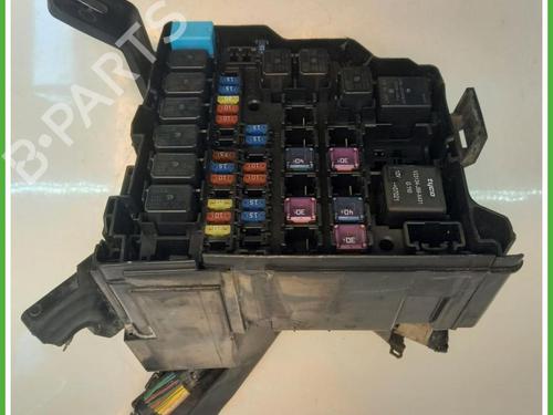 Used Fuse box Fuse box MAZDA 2 (DE_, DH_) 1.3 (DE3FS) (75 hp) 40147766 40147766