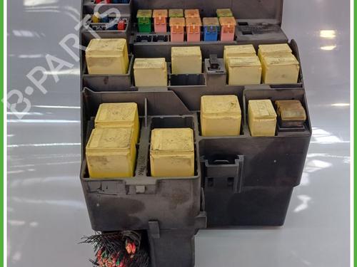 Fuse box JAGUAR S-TYPE II (X200) 3.0 V6 | BP17980883E1 