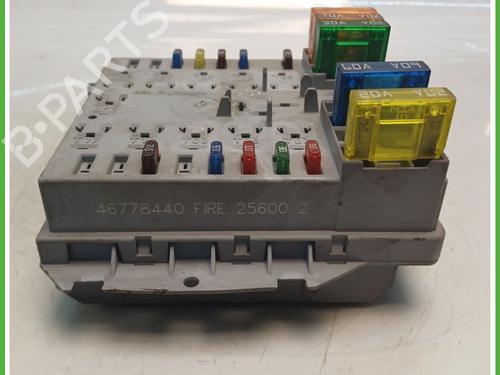 Fuse box FIAT PUNTO (188_) 1.2 60 (188.030, .050, .130, .150, .230, .250) | BP30962162E1