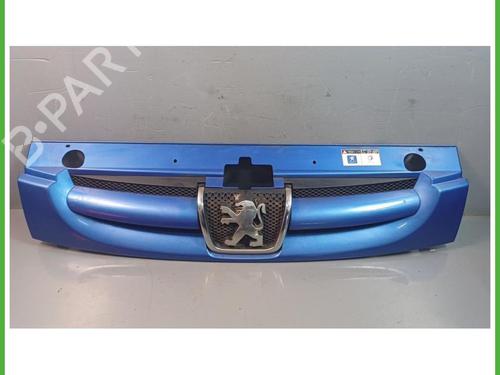 Used Grille Grille PEUGEOT PARTNER MPV (5_, G_) 1.4 (75 hp) 40137670 40137670