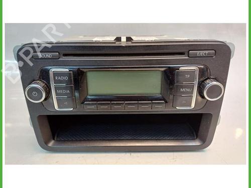 Used Radio Radio VW GOLF VI (5K1) 1.6 BiFuel (102 hp) 40145596 40145596