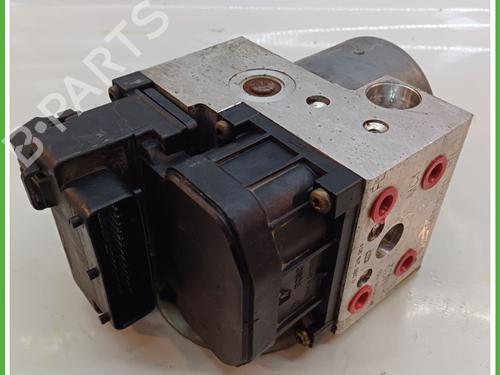 Used ABS pump TOYOTA YARIS (_P1_) 1.0 (SCP10_, SCP10R) (68 hp) 21004859