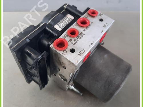 Pompe ABS PEUGEOT 807 (EB_) 2.0 HDi (109 hp) 13235128