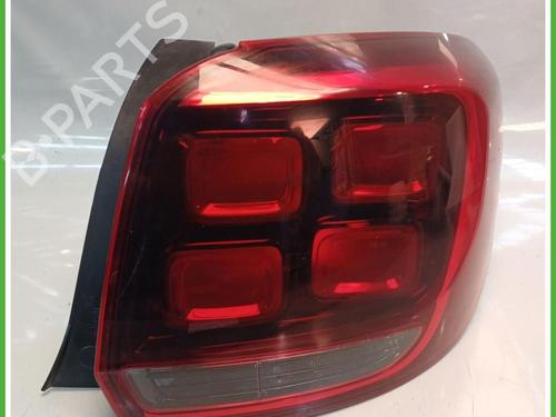 right-taillight-dacia-sandero-ii-2012-40144791 main image