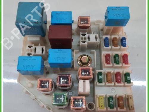 fuse-box-toyota-rav-4-ii-_a2_-2000-2001-2002-2003-2004-2005-40132715 main image