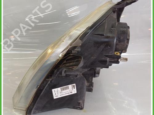 Right headlight OPEL MERIVA A MPV (X03) 1.4 16V Twinport LPG (E75) | BP18960905C29 
