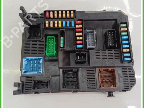 fuse-box-peugeot-2008-i-cu_-2013-40141647 main image